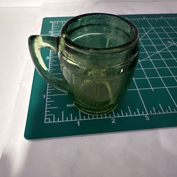 Green Glass Barrel‎ Mug Beer Stein Novelty Barware Drinking Glassware - Picture 5 of 7